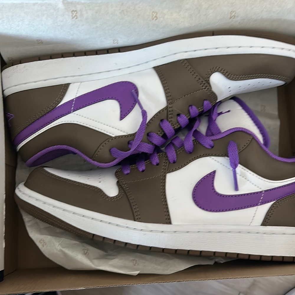 Jordan 1 low unworn